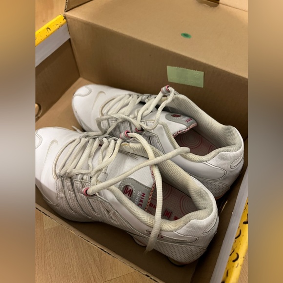 Nike Women's Sneakers - Picture 2 of 4